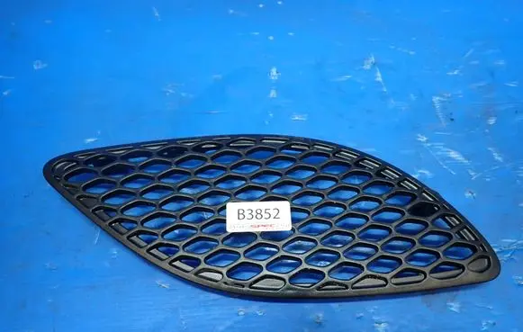 Dodge Durango III Bonnet/hood grill 68309356AB