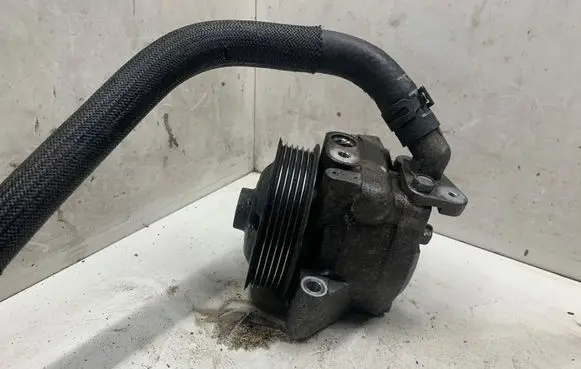 Jaguar XF Power steering pump 9X233A696AA