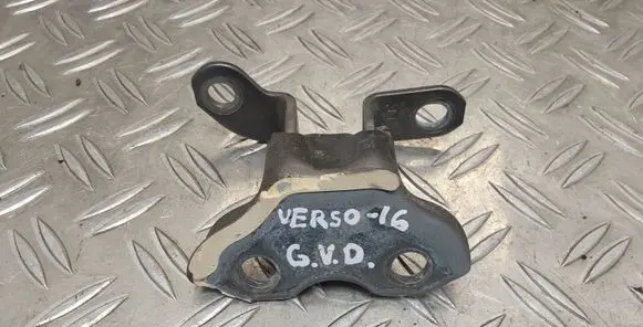 Toyota Verso Rear door upper hinge