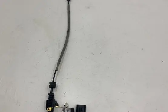 Volvo XC90 Front door lock 30663044