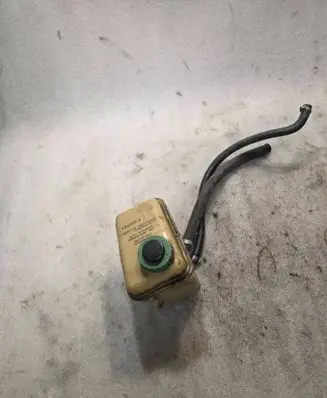 Audi A8 S8 D2 4D Power steering fluid tank/reservoir 