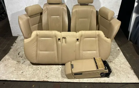 Seat set