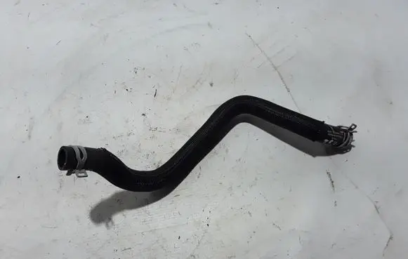Renault Captur II Engine coolant pipe/hose 924005772R