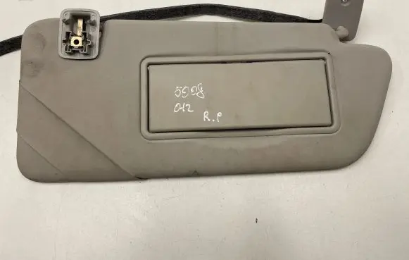 Peugeot 5008 Sun visor