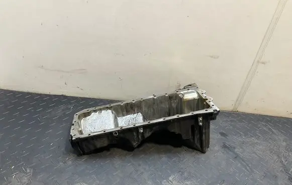 BMW 5 F10 F11 Oil sump 7556663 8999994