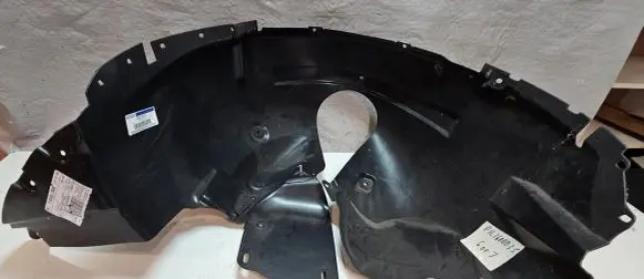 Ford Explorer Front wheel arch liner splash guards BB5Z16103E