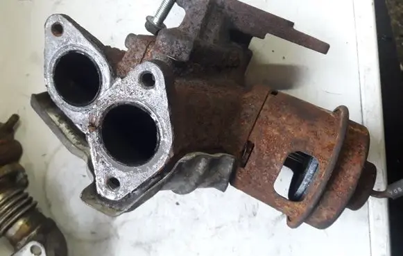 Honda CR-V EGR valve