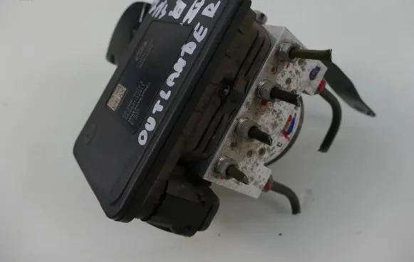 Mitsubishi Outlander ABS Pump 4670A990