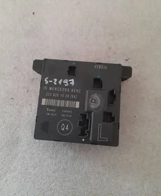 Mercedes-Benz E W211 Door control unit/module A2118201526 2118201526