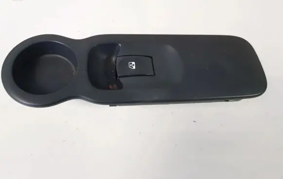 Renault Modus Electric window control switch 8200278436 429904h