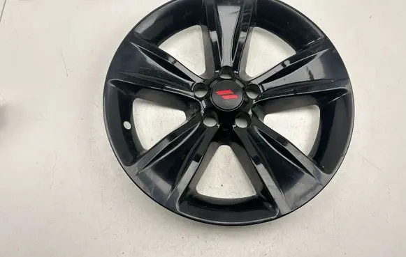 Dodge Charger R18 wheel hub/cap/trim M522868 M5982