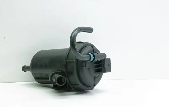 Opel Vectra C Fuel filter housing 13122587 675512020