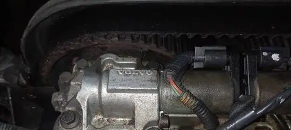 Volvo XC90 Camshaft vanos timing valve 8670421
