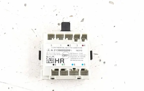 Mercedes-Benz E W213 Door control unit/module 2139005009 1679004811