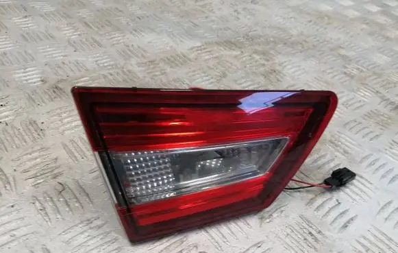 Renault Clio IV Tailgate rear/tail lights 265556573R 02052699900010