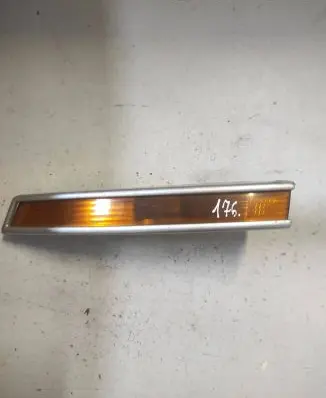 Volkswagen PASSAT B6 Front indicator light 3C0953041J