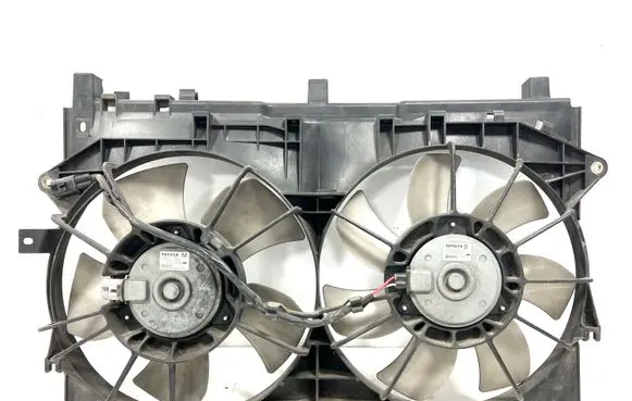 Toyota Corolla E120 E130 Radiator cooling fan shroud 1227508403 163630G050 MS1680009010
