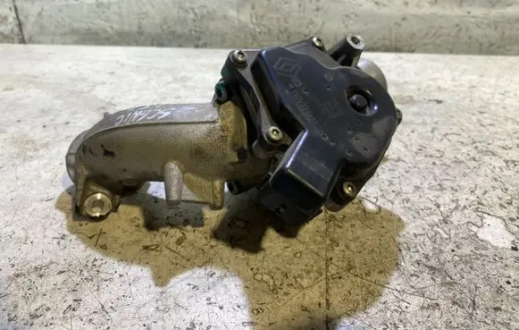 Renault Scenic III - Grand scenic III Throttle valve 8200614985 175116751