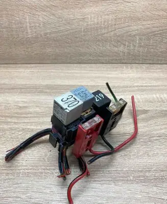 Audi A6 S6 C5 4B Fuse box set 8D0937503D 8D0951253