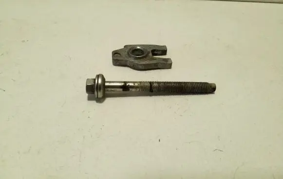 Renault Trafic III (X82) Fuel Injector clamp holder