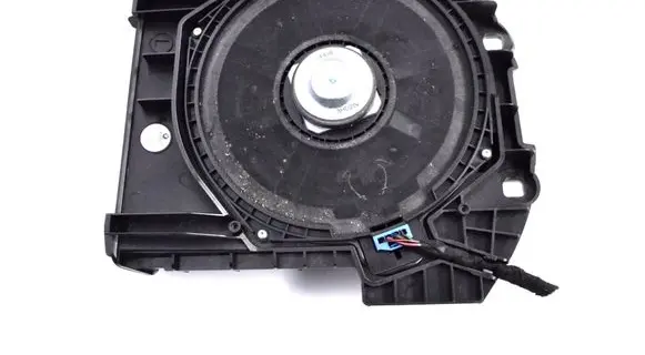Renault Kadjar Subwoofer speaker 9195199