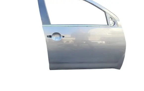 Citroen C-Crosser Front door