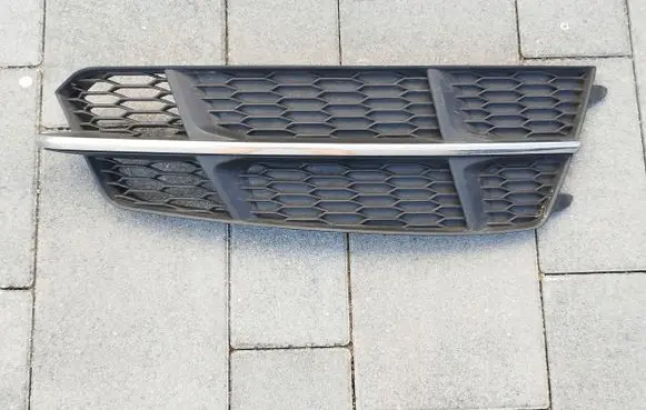 Audi A6 S6 C7 4G Tow hook cap/cover 4G0807682AN