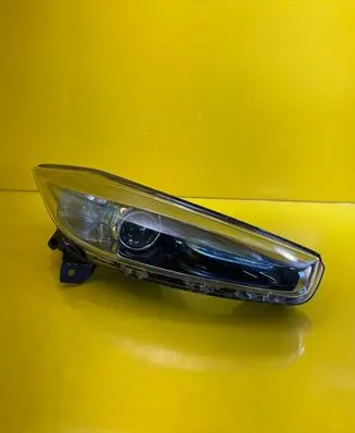 Renault Zoe Headlight/headlamp 260108268R