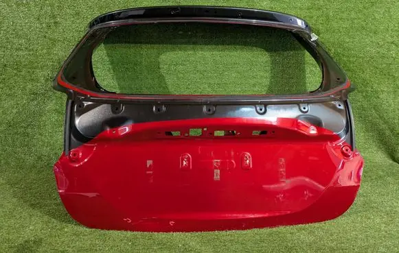 Toyota Yaris XP210 Truck tailgate 