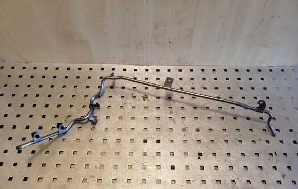 Audi TT TTS Mk2 Fuel line pipe 06J121075F
