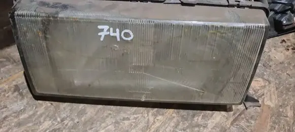 Volvo 740 Headlight/headlamp 