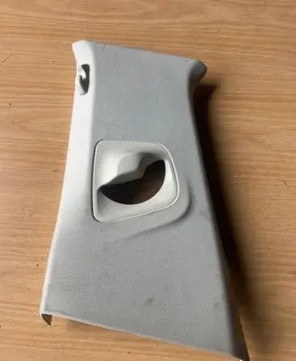BMW 5 G30 G31 G38 (B) pillar trim (top) 7384527 52107010