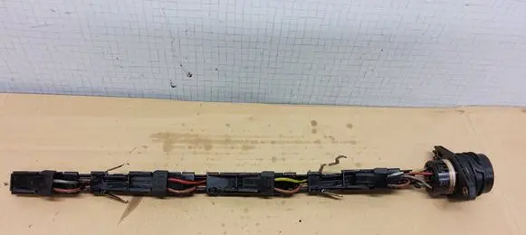 Volkswagen Transporter - Caravelle T5 Fuel injector wires 038971600 038906231