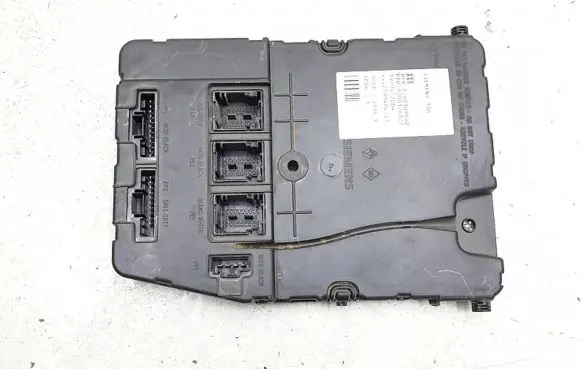 Renault Megane II Engine control unit/module