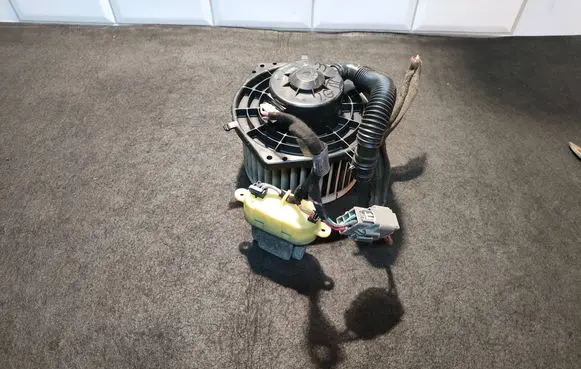 Renault Laguna III Heater fan/blower 8400004 080125