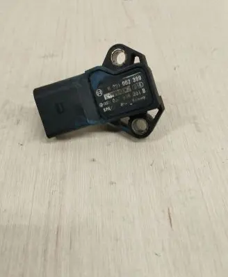 Audi A6 S6 C6 4F Air pressure sensor 038906051B 0281002399