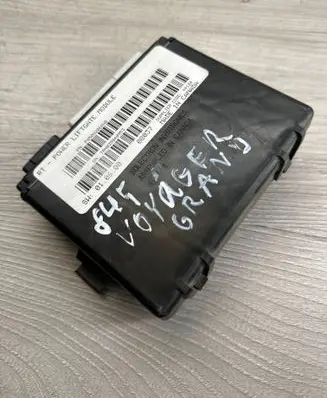 Chrysler Grand Voyager V Tailgate/trunk control unit/module P05082068AD TRH0358A9953