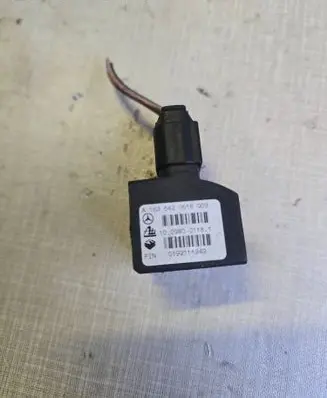 Mercedes-Benz ML W163 ESP acceleration yaw rate sensor A1635420618 10098001181 0192111249