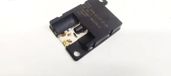 BMW 5 E60 E61 Antenna control unit 84506928461 84506928461-02