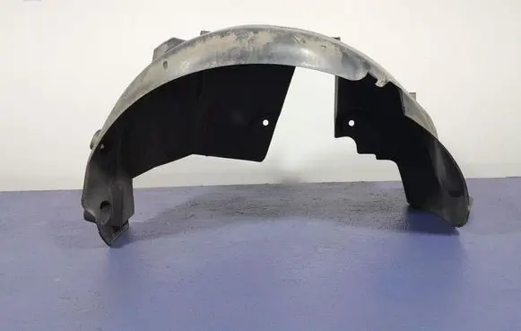 Renault Clio I Rear arch fender liner splash guards 767497618R