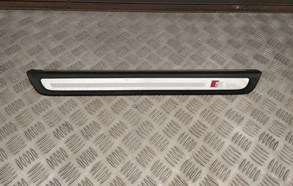 Audi Q5 SQ5 Side skirt front trim 8R0853373F 8R0853373A 8R0853373C