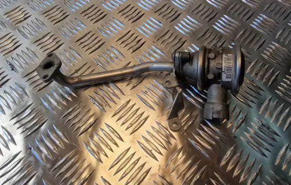 Audi A8 S8 D3 4E EGR valve 079131101H