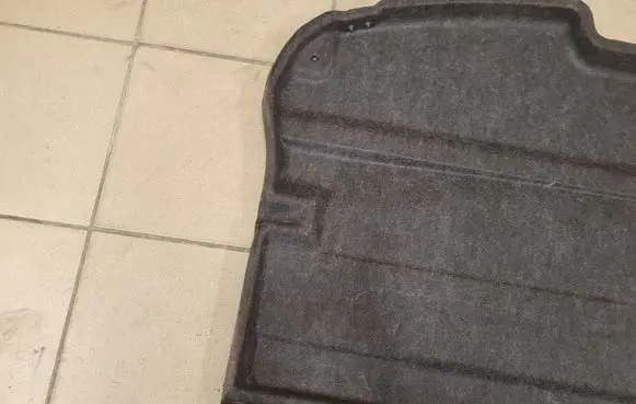 Toyota Avensis T250 Parcel shelf