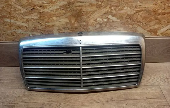 Mercedes-Benz E W124 Front grill 1248880223