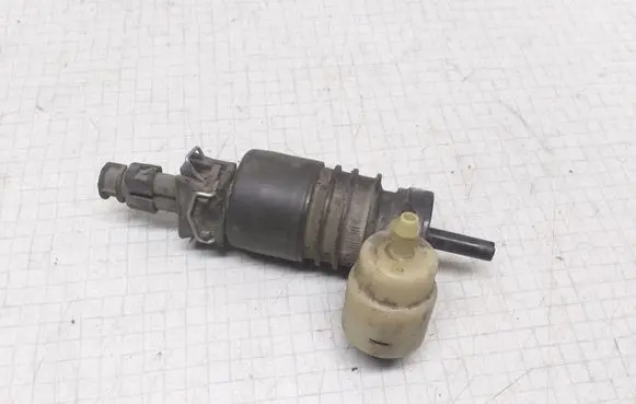 Opel Astra G Windscreen/windshield washer pump