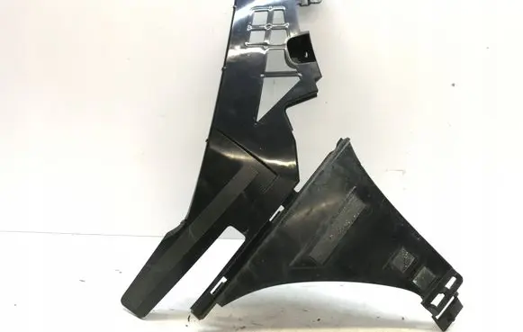 Mercedes-Benz CLA C118 X118 Front bumper mounting bracket A1188853501