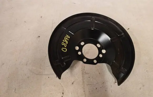 Opel Zafira B Rear brake disc plate dust cover 90498290