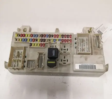 Ford Focus C-MAX Fuse module 3M5T14014 4M5T14A073