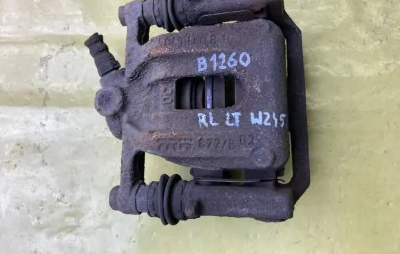 Mercedes-Benz B W245 Rear brake caliper A1694201583