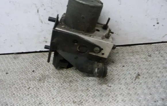 BMW 5 E39 ABS Pump 0265900001